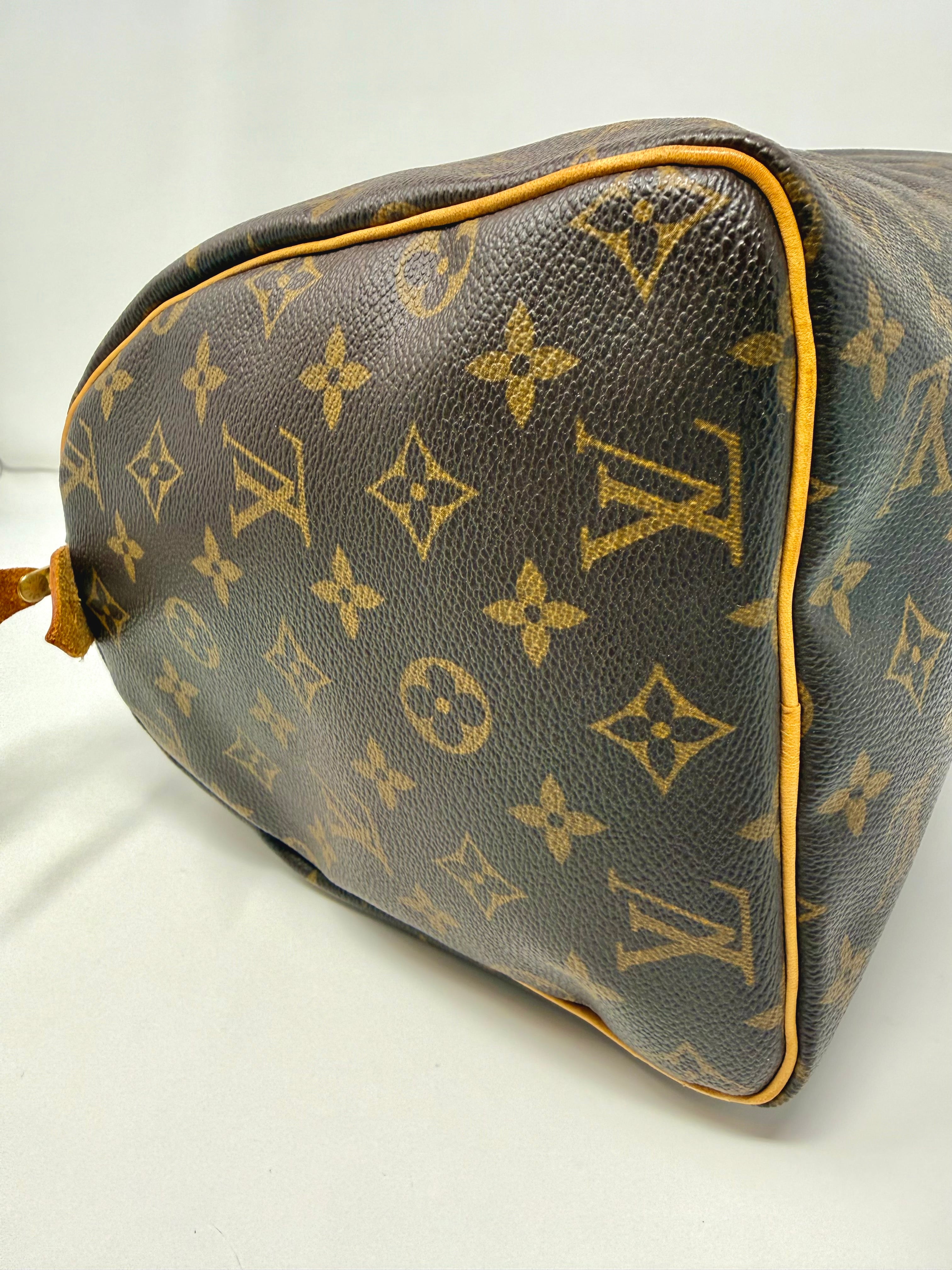 Louis Vuitton Speedy 30 – Monogram Canvas | Vintage 2003