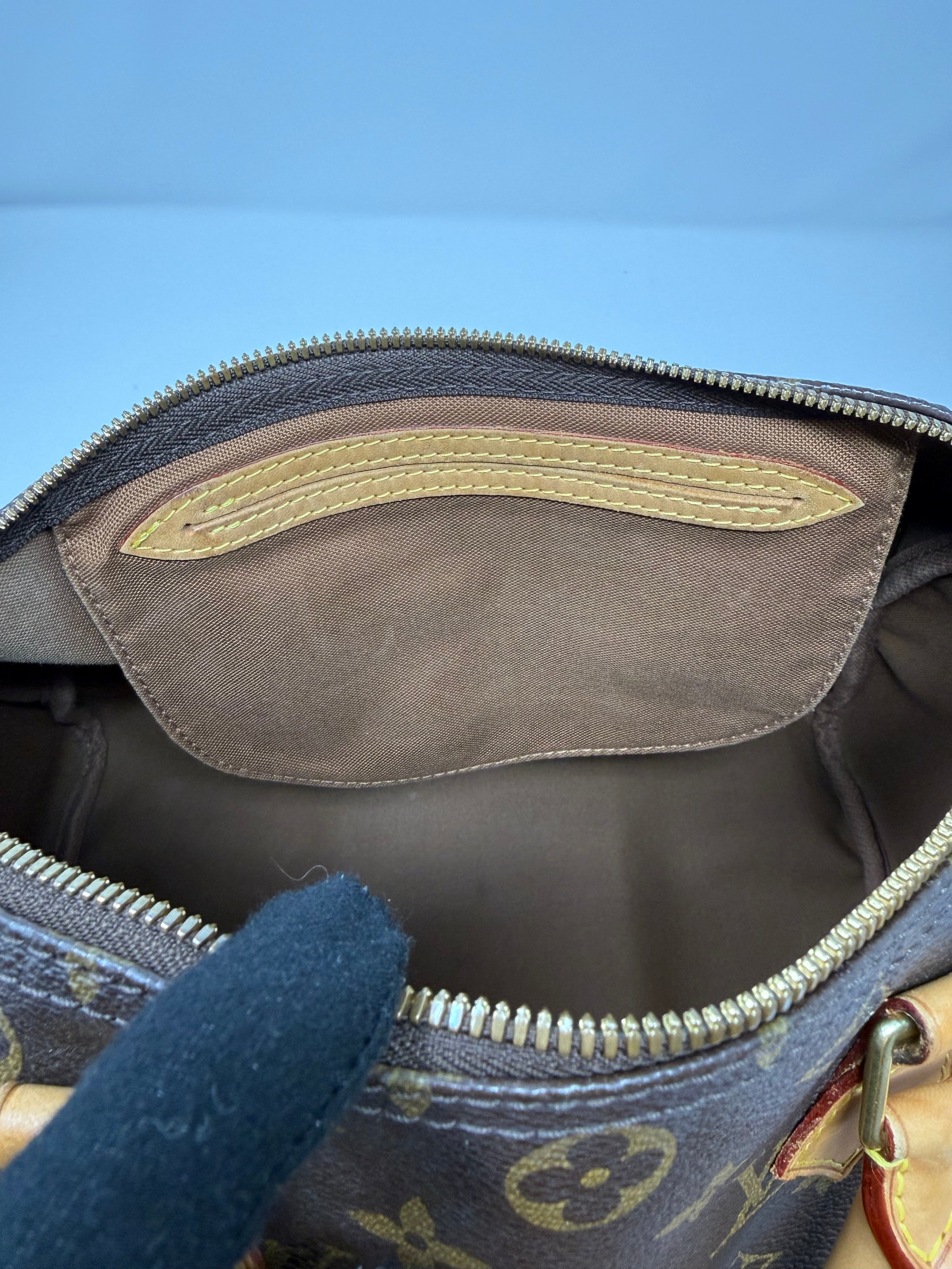 Louis Vuitton Speedy 30 Bandoulière – Classic Monogram Crossbody, 2013