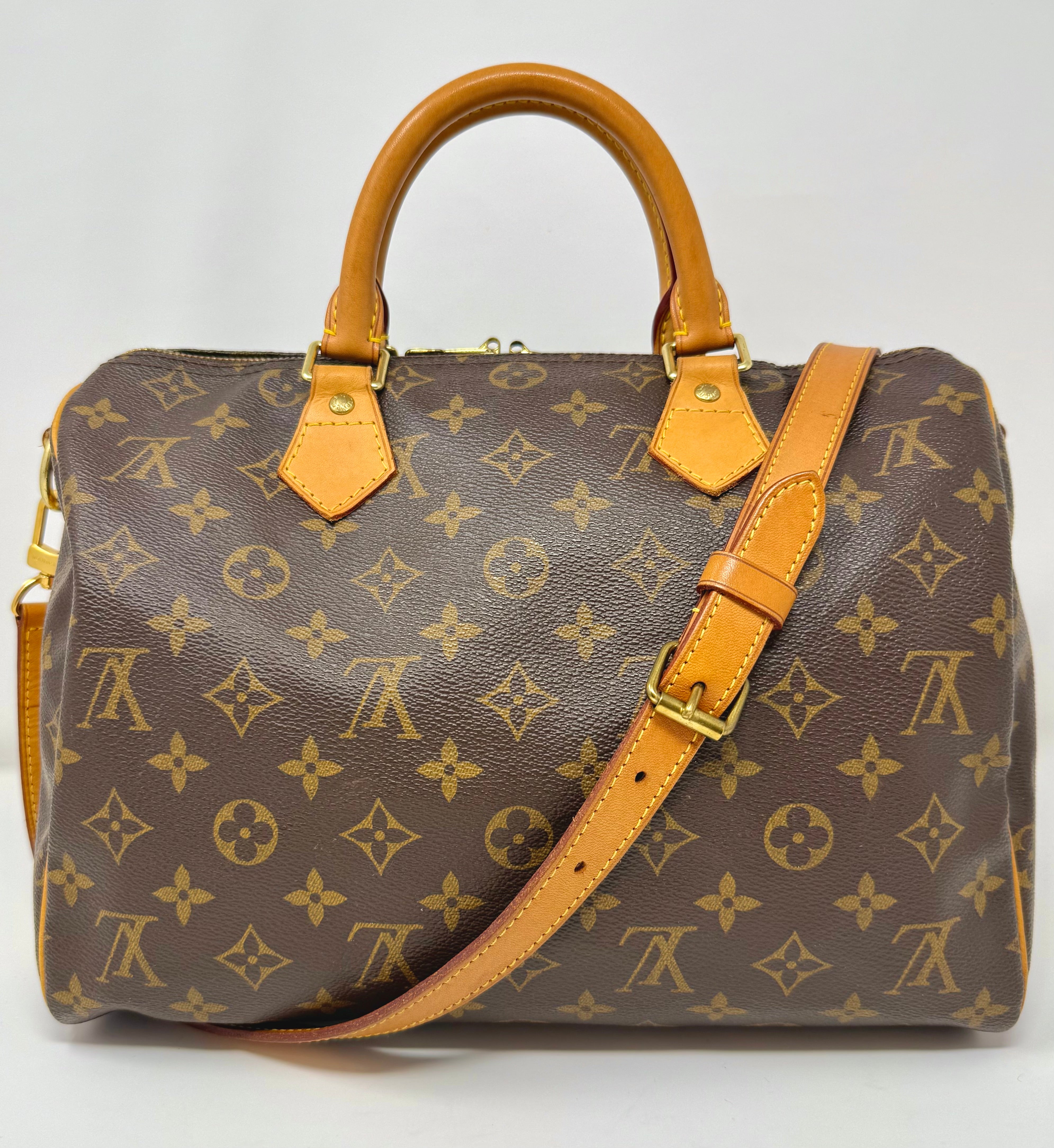 Louis Vuitton Speedy 30 Bandoulière – Classic Monogram Crossbody, 2013