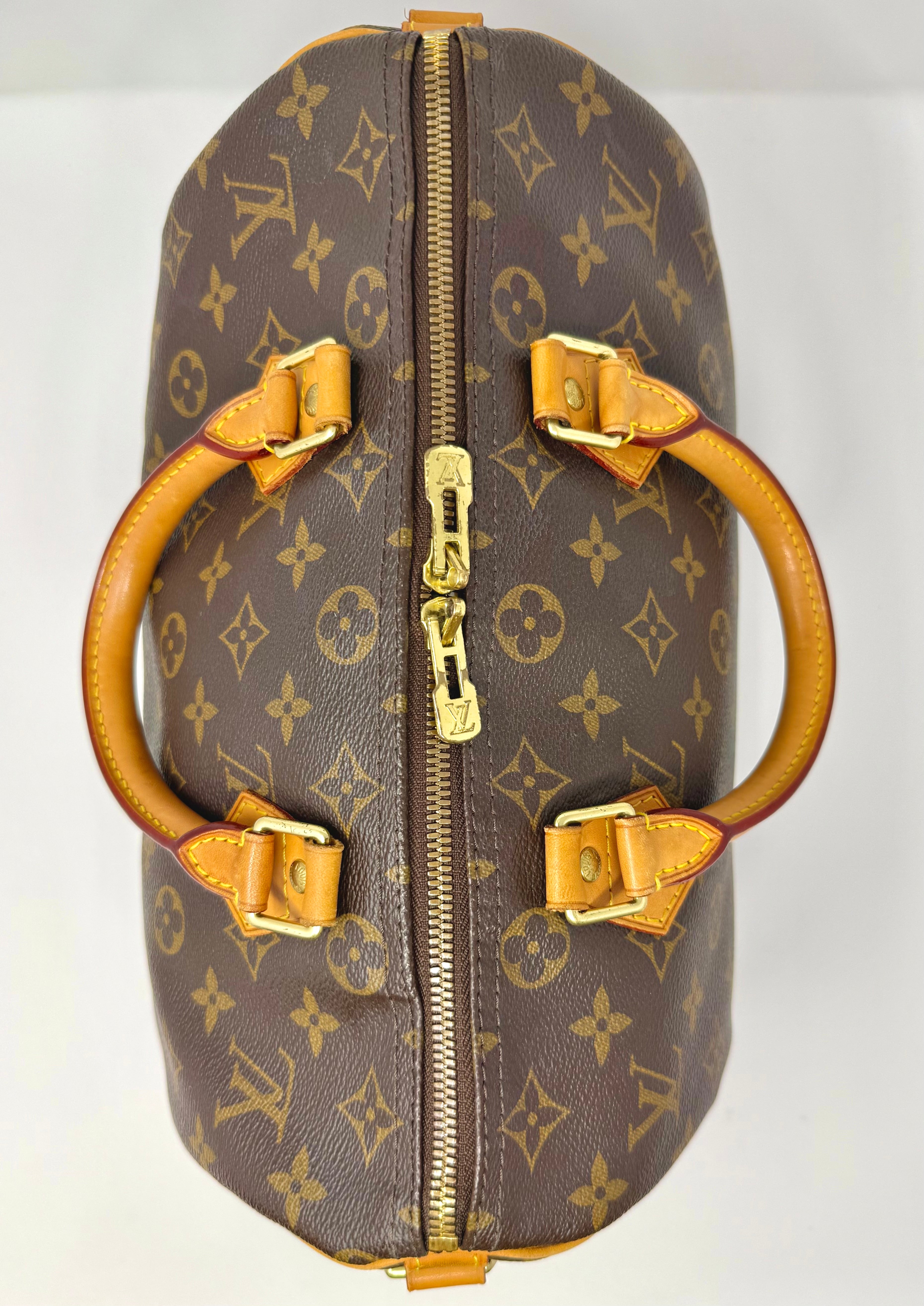 Louis Vuitton Speedy 30 Bandoulière – Classic Monogram Crossbody, 2013