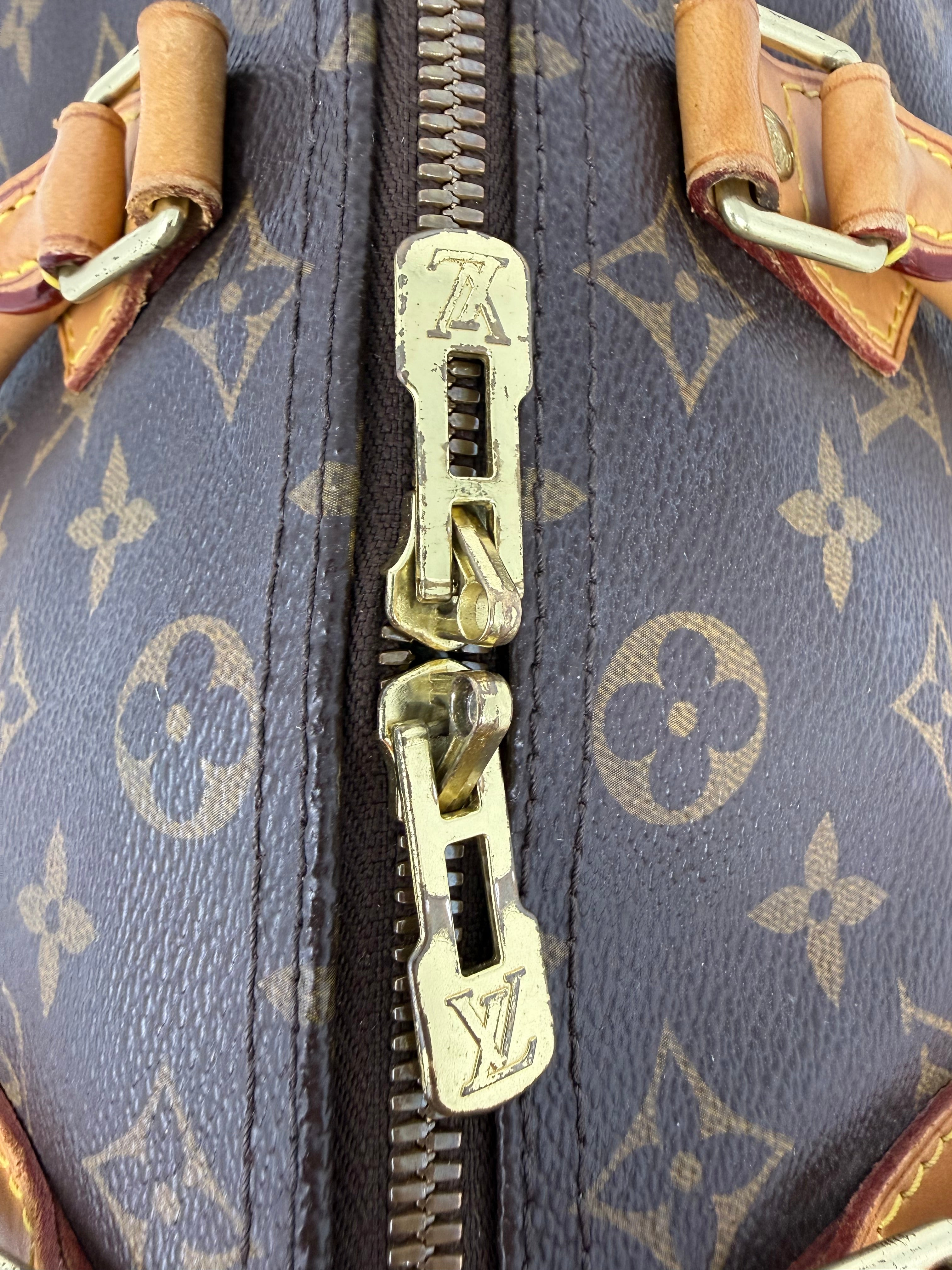 Louis Vuitton Speedy 30 Bandoulière – Classic Monogram Crossbody, 2013