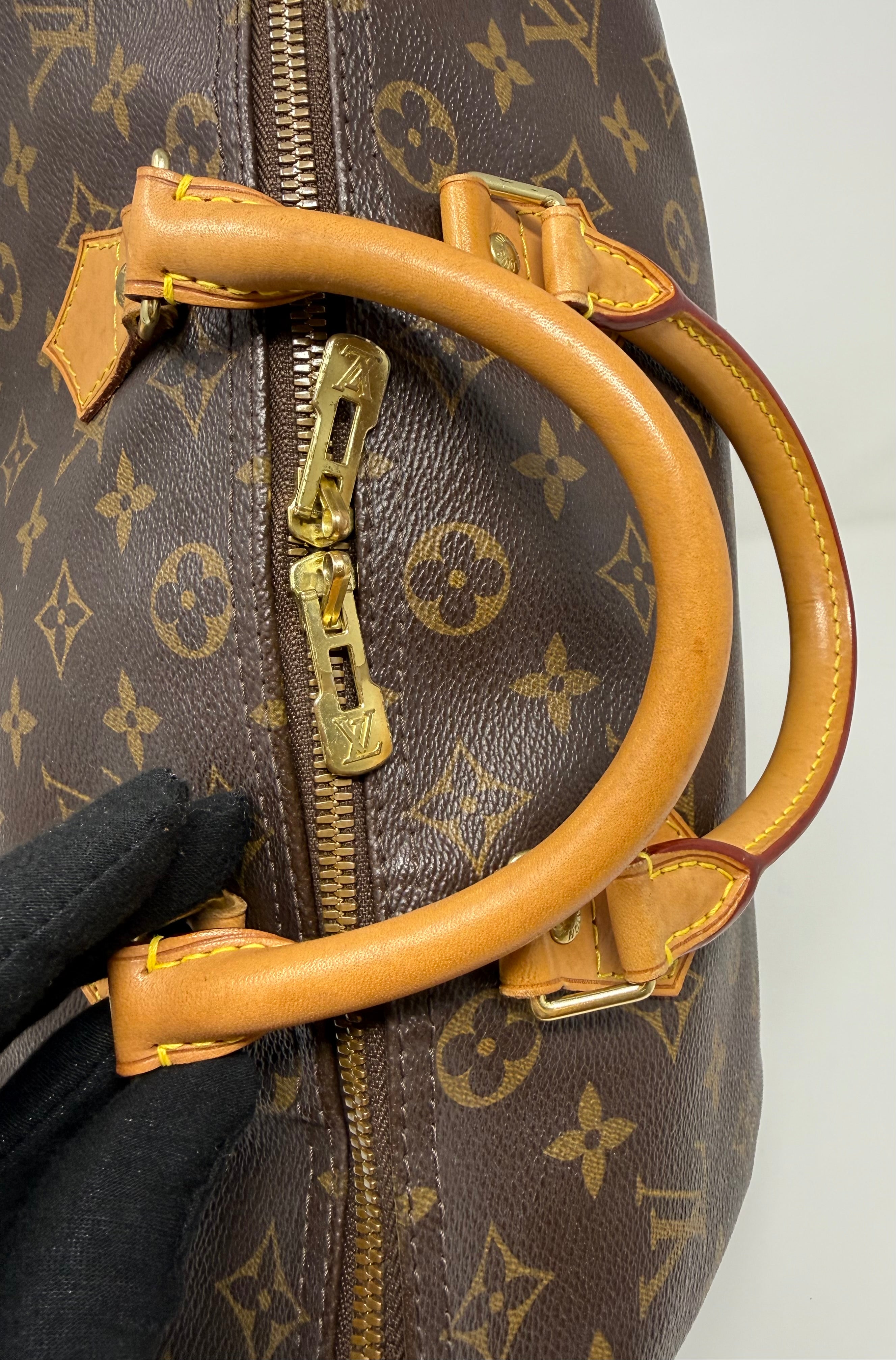 Louis Vuitton Speedy 30 Bandoulière – Classic Monogram Crossbody, 2013