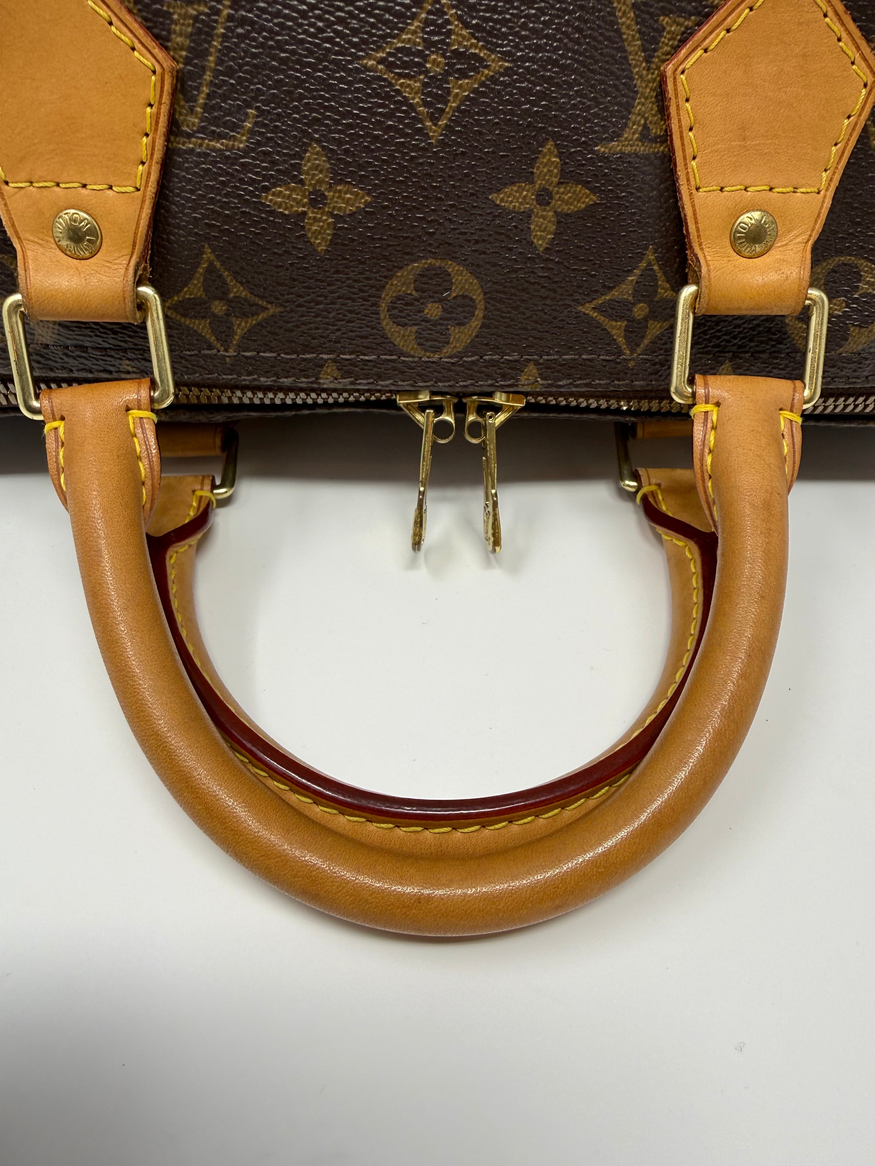 Louis Vuitton Speedy 30 Bandoulière – Classic Monogram Crossbody, 2013