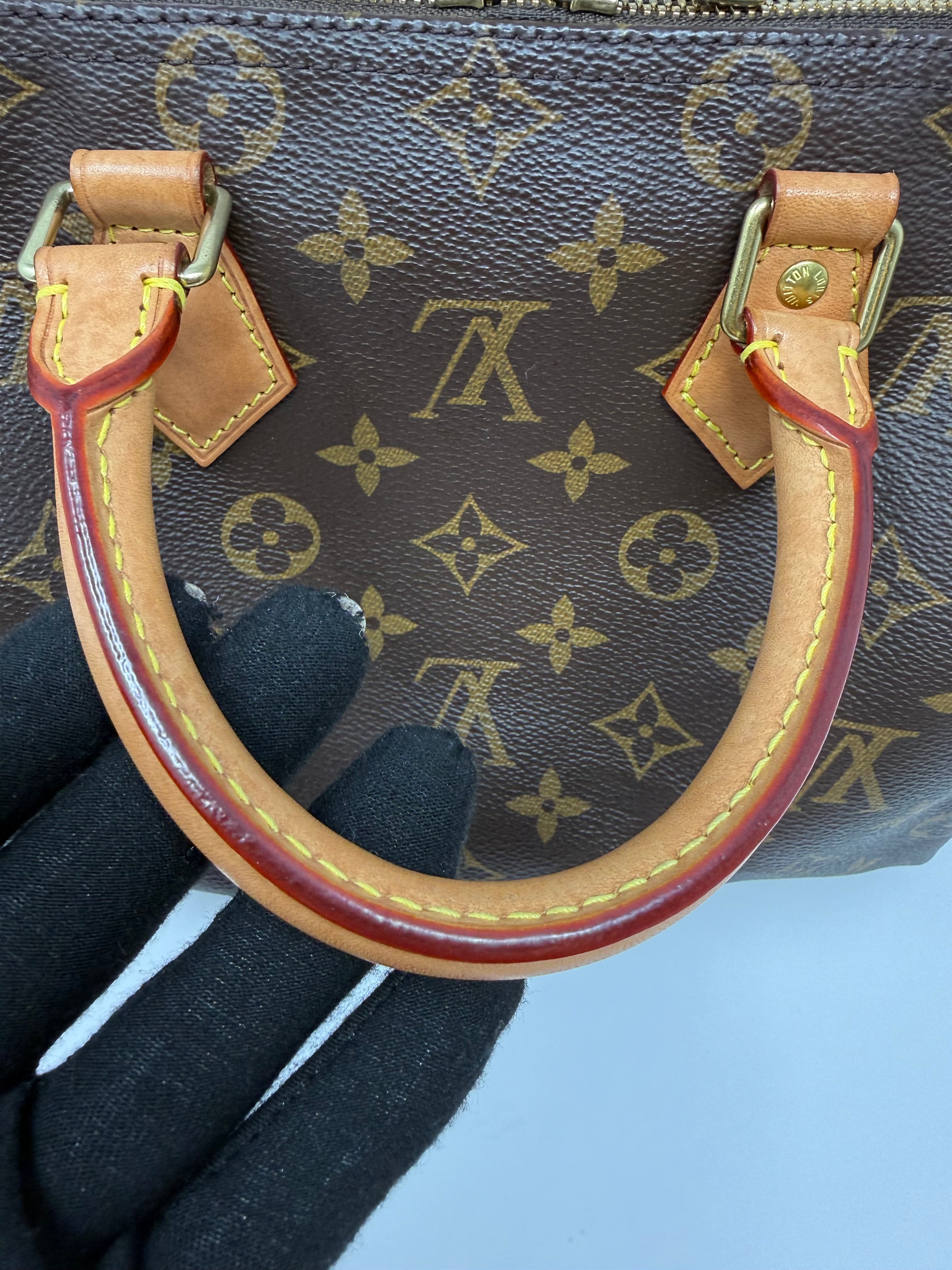 Louis Vuitton Speedy 25 Bandoulière – Monogram Canvas, Modern Version, Post 2021 (Microchipped)