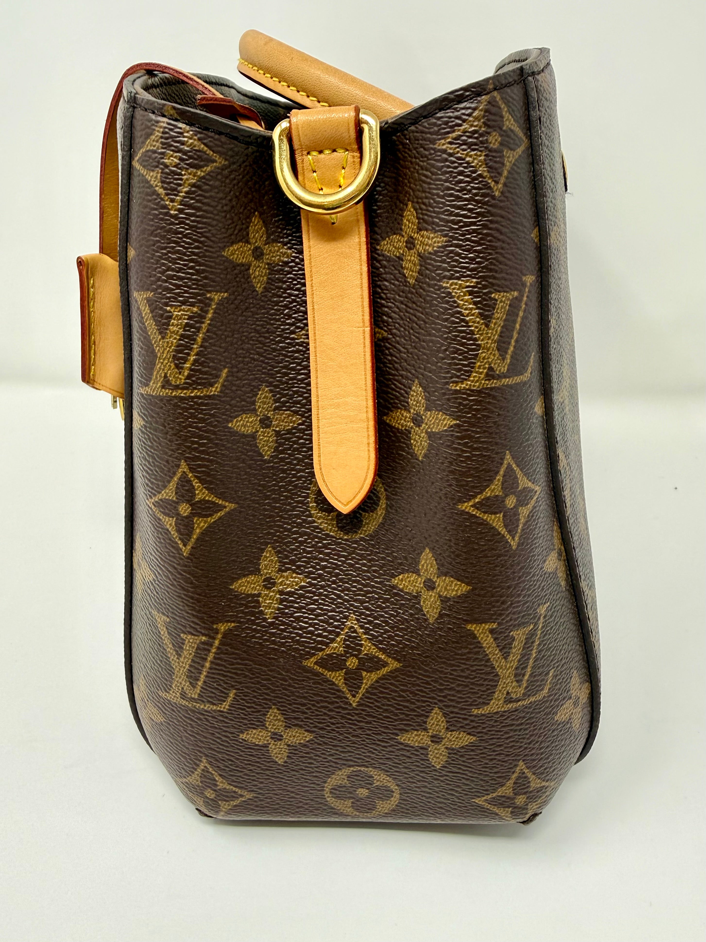 Louis Vuitton Montaigne BB – Monogram Canvas with Vachetta Leather Trim (2015)