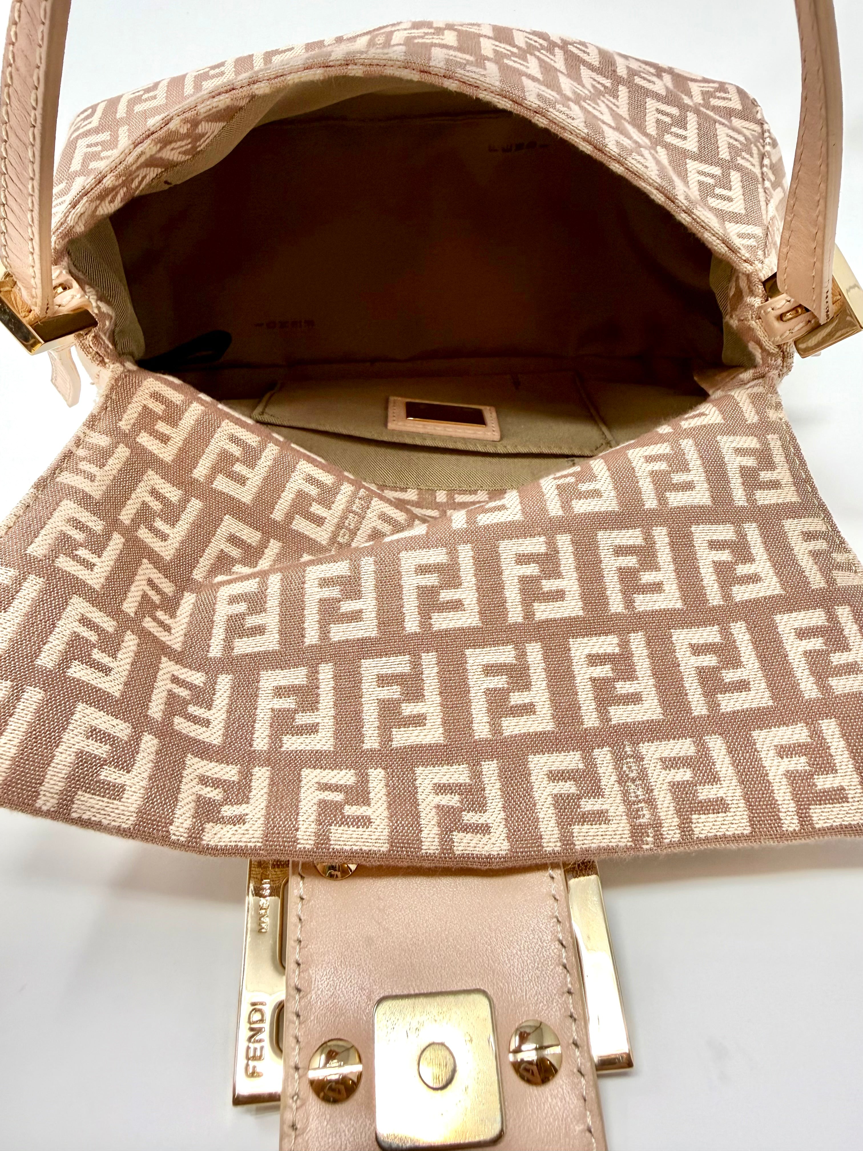 Fendi Mini Mama Baguette, Zucchino FF Canvas, Cipria Pink - Vintage