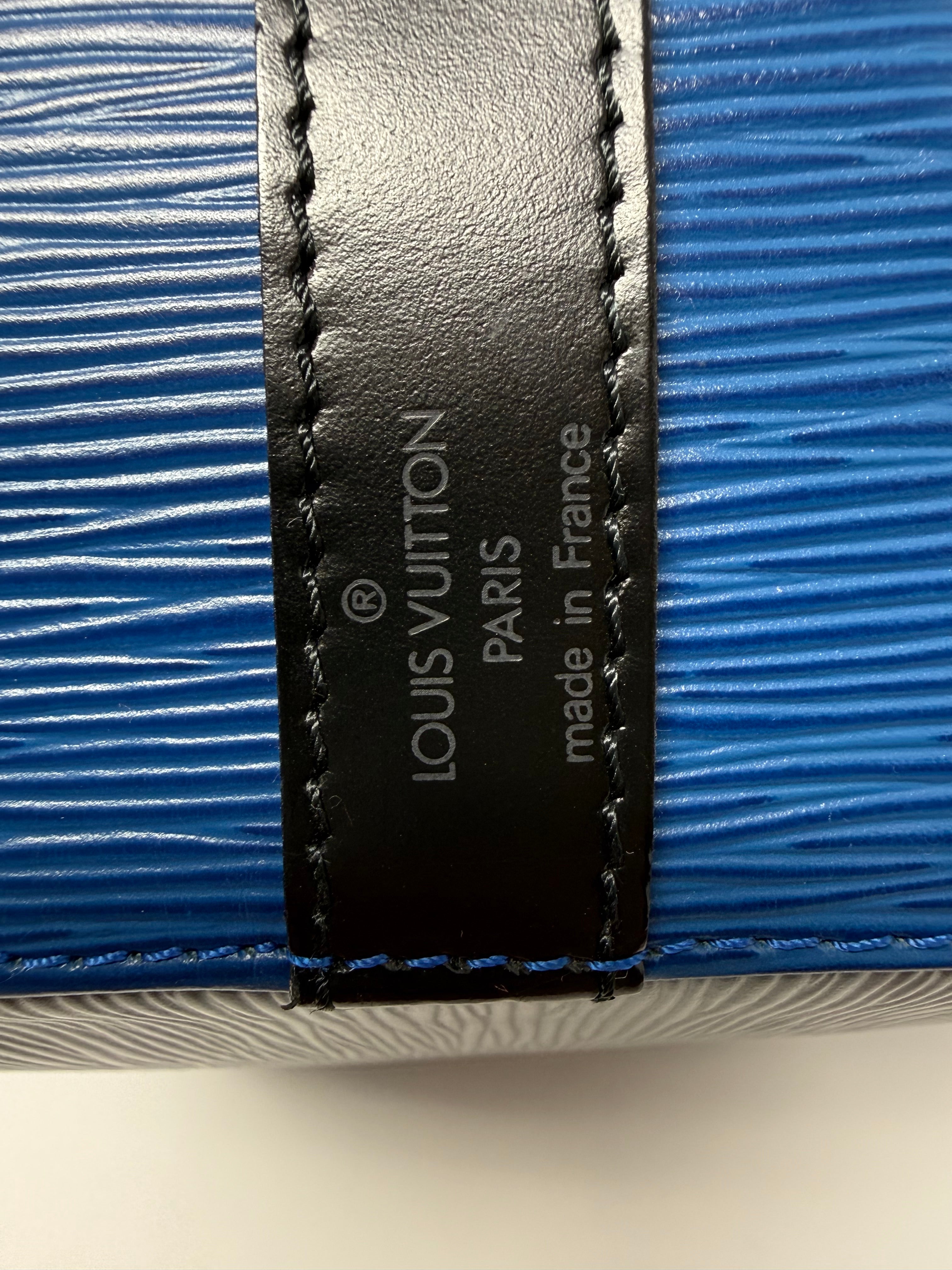Louis Vuitton Noé PM, Blue Epi Leather Bucket Bag | Vintage 1994 France