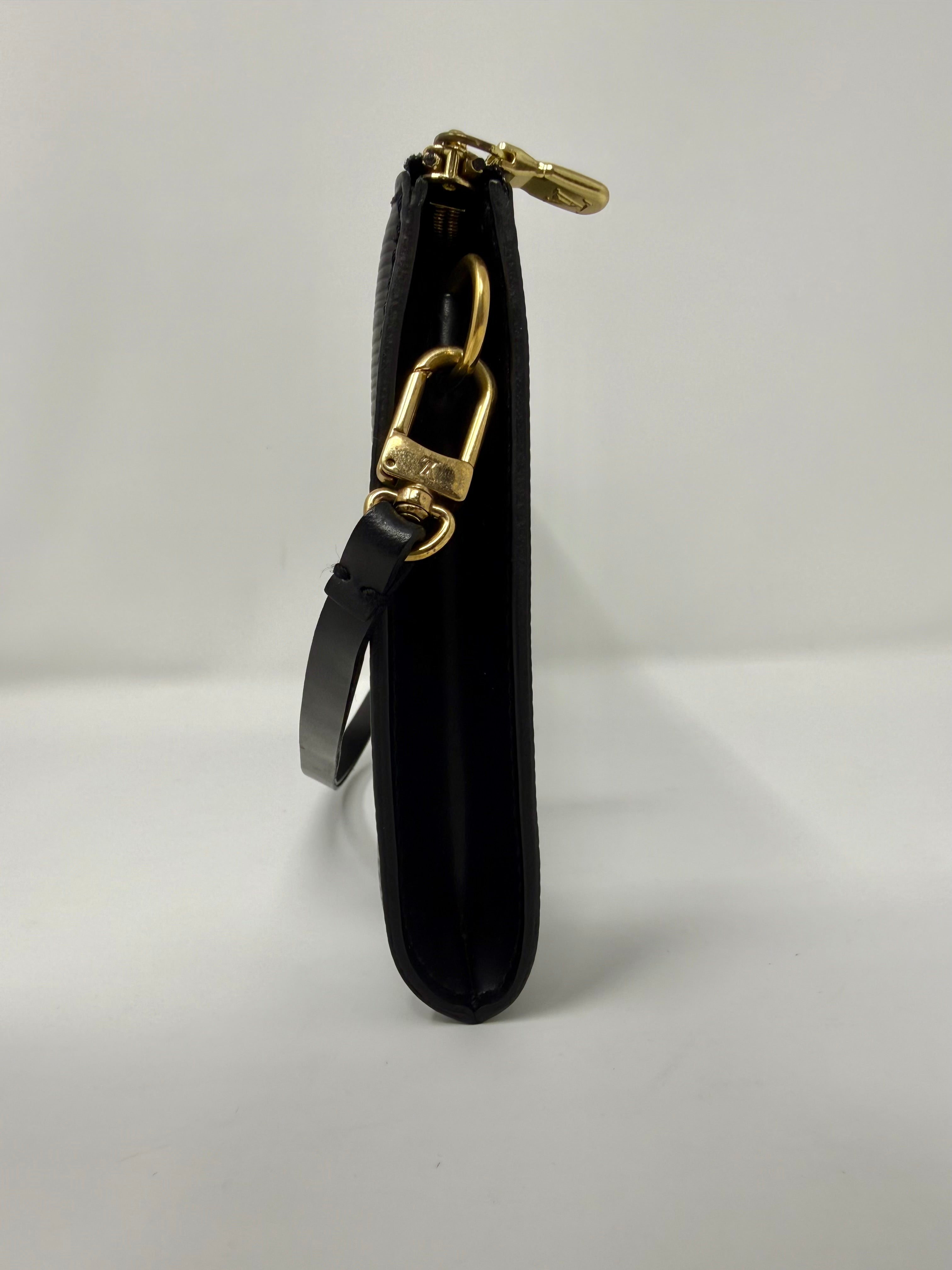 Louis Vuitton Black Epi Pochette Accessoires Shoulder Bag | AR0090 | Year 2000