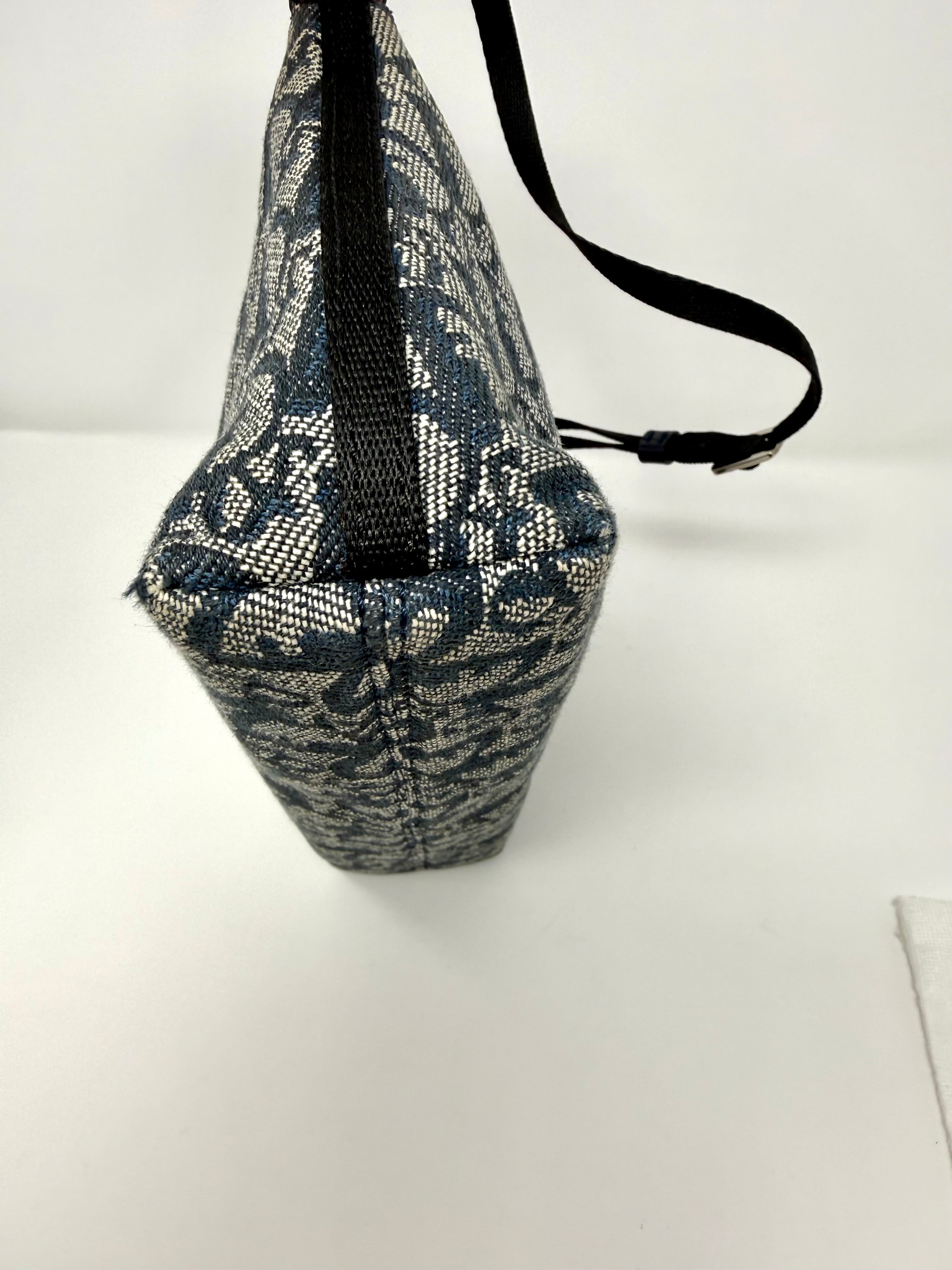 Christian Dior Vintage Diorissimo Trotter Pochette Shoulder Bag – Blue, 2002