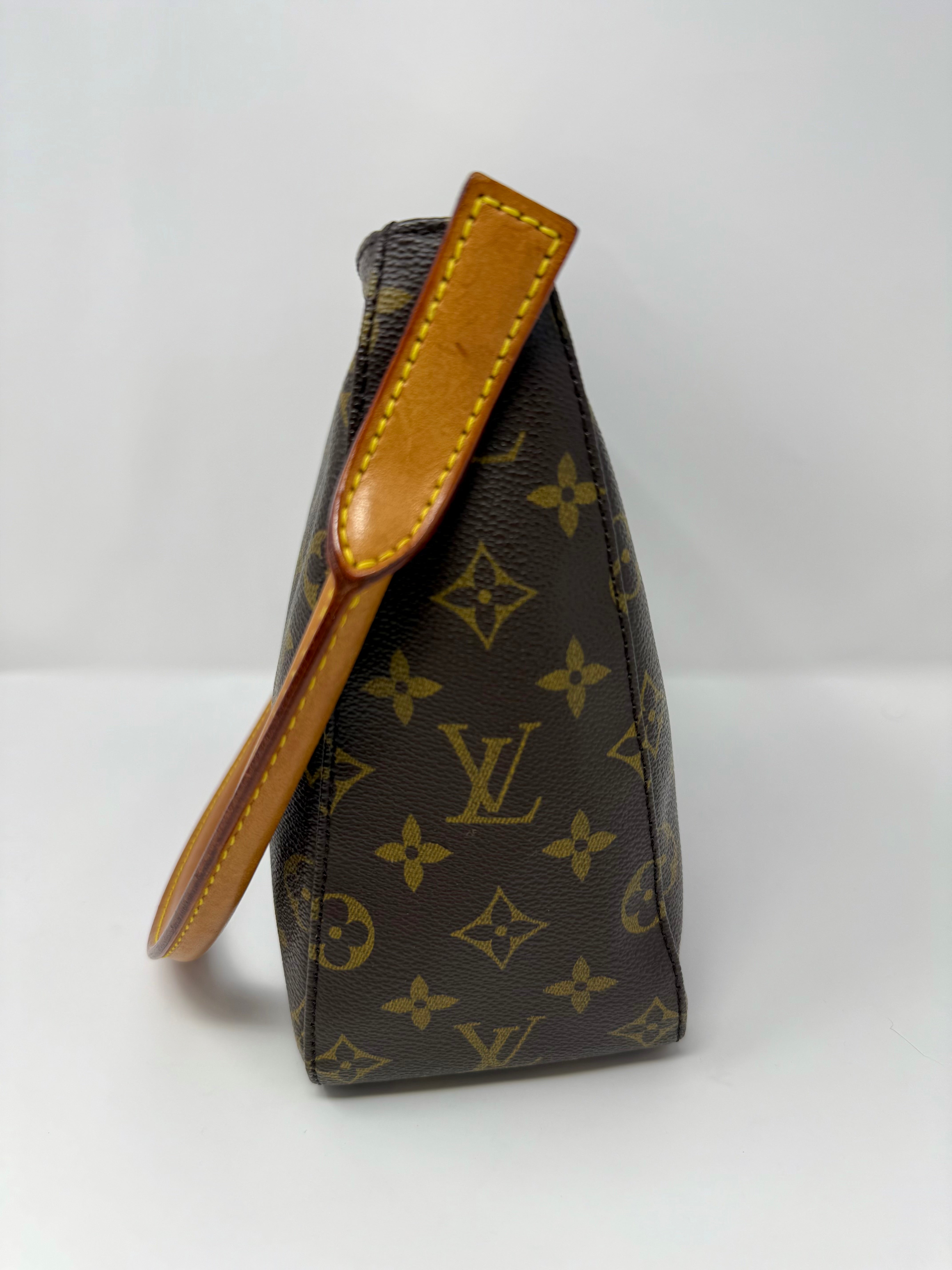 Louis Vuitton Monogram Looping MM | Vintage 2001, SD0091