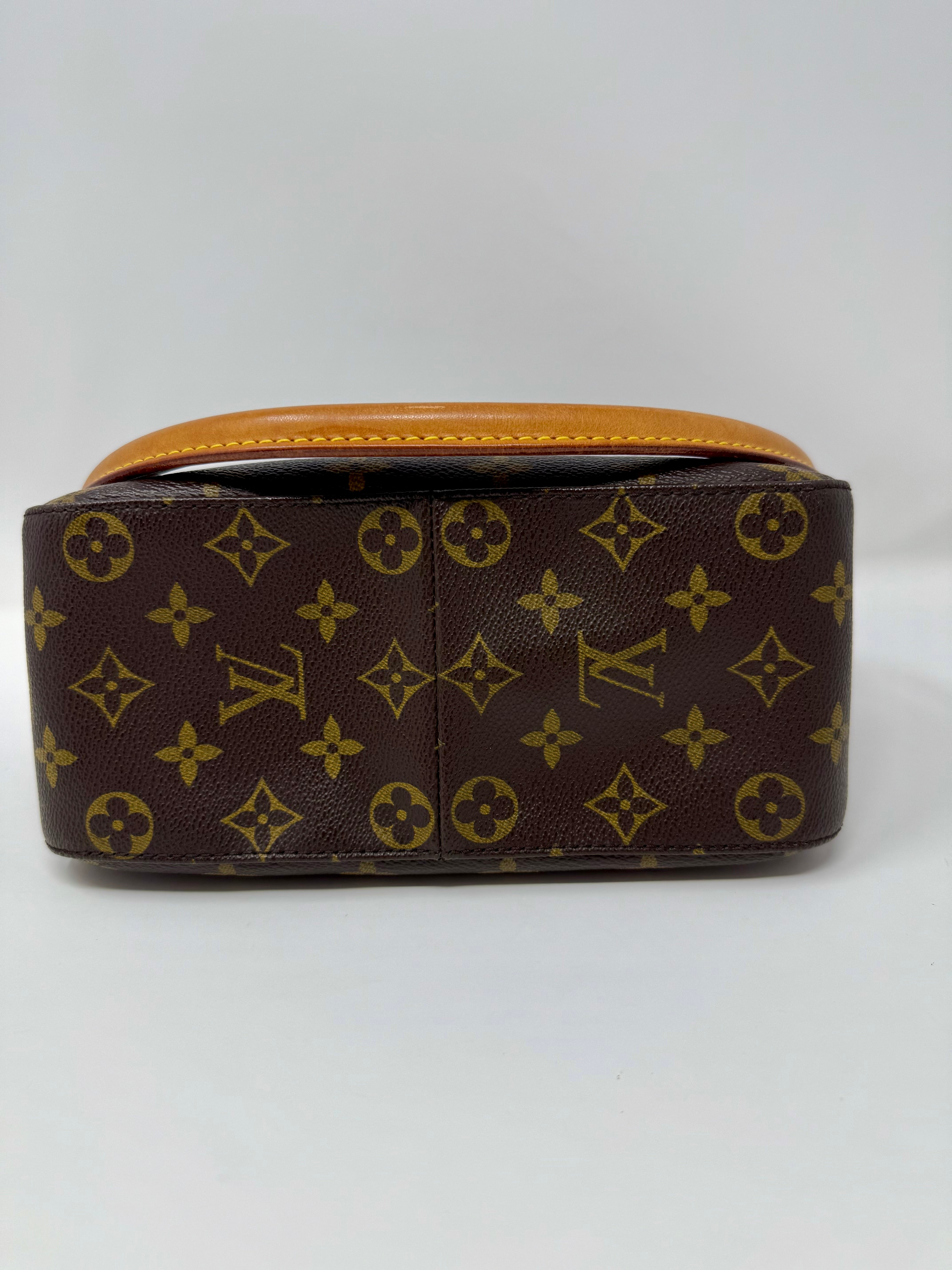 Louis Vuitton Monogram Looping MM | Vintage 2001, SD0091