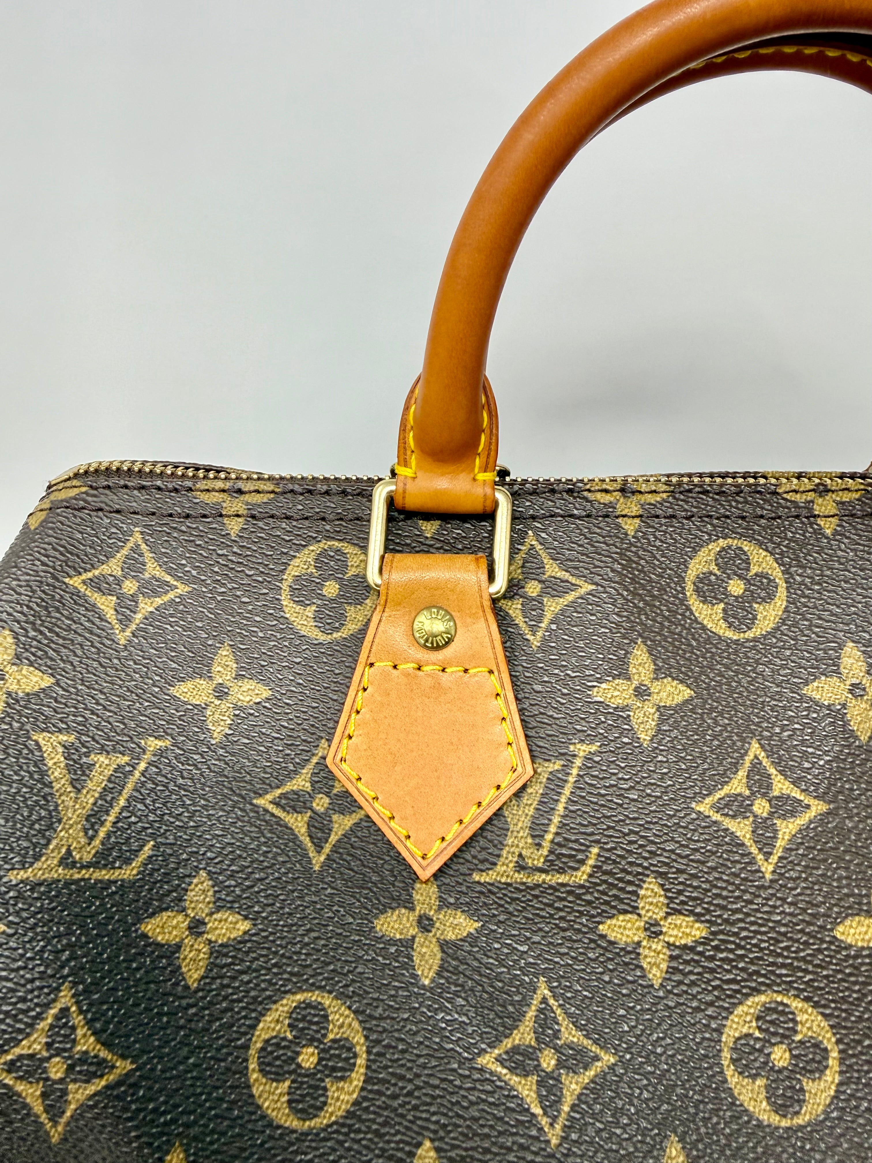 Louis Vuitton Speedy 30 Monogram Canvas – Vintage (September 1999, Date Code SP0929)