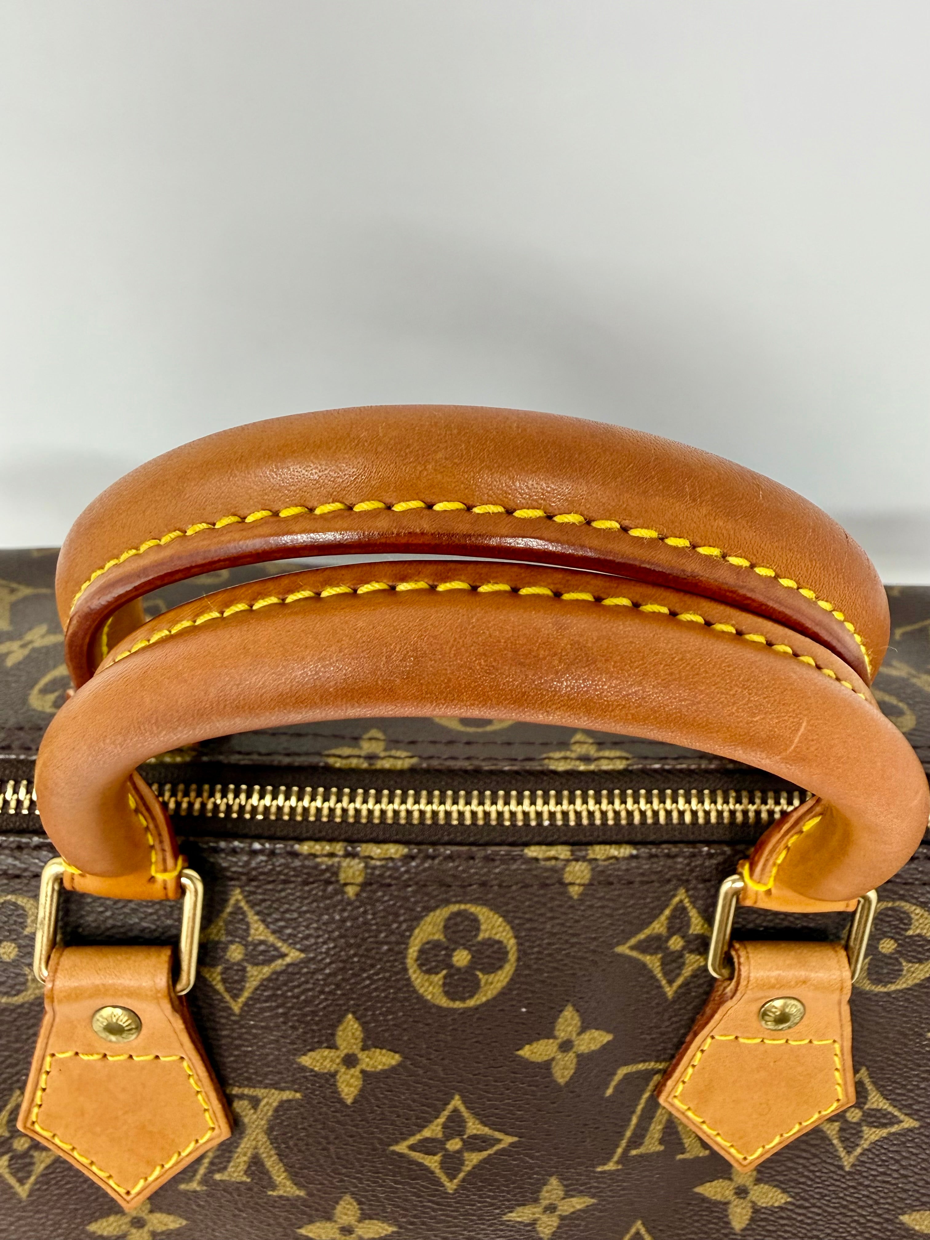 Louis Vuitton Speedy 30 Monogram Canvas – Vintage (September 1999, Date Code SP0929)