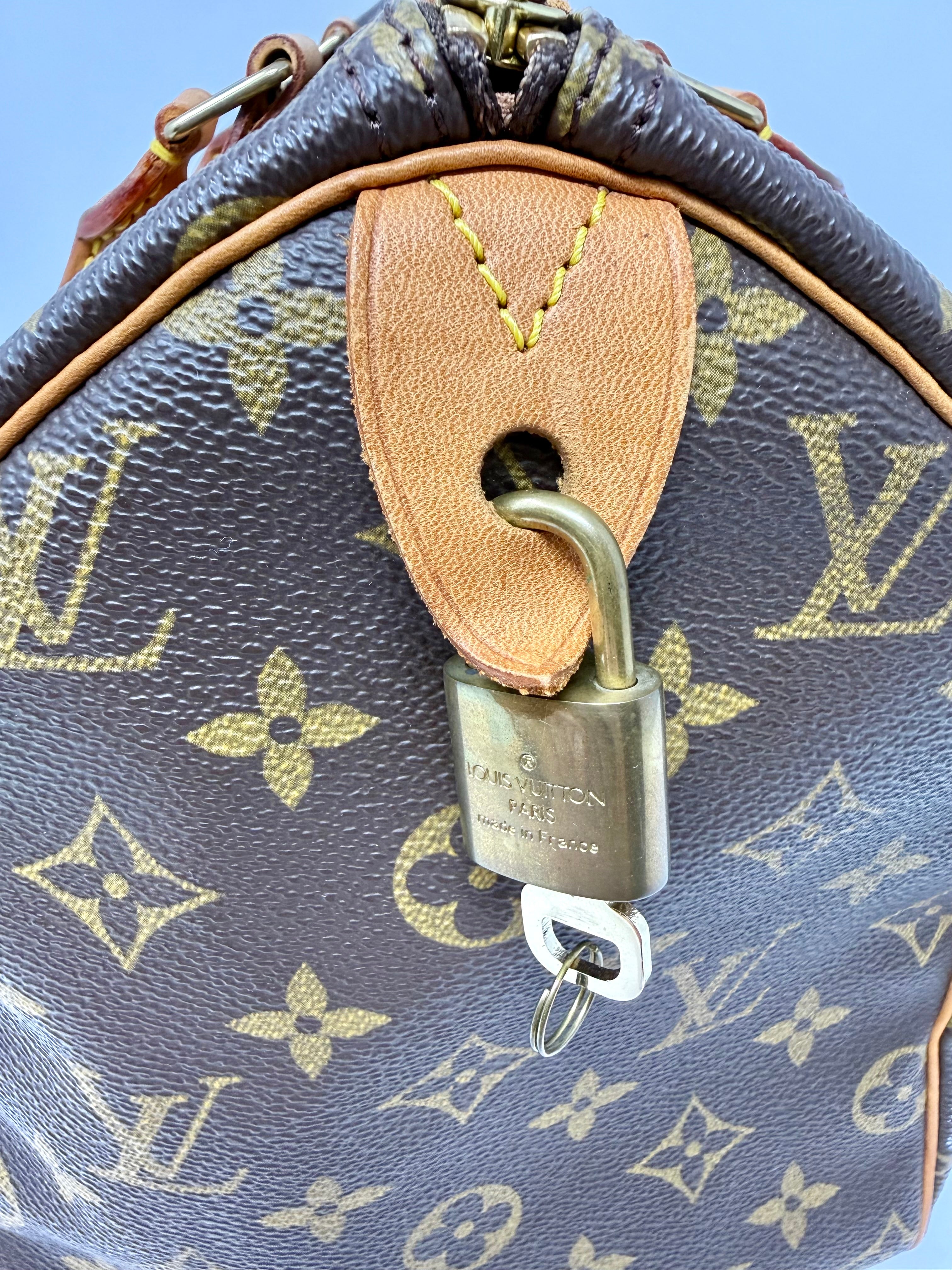 Louis Vuitton Speedy 30 Monogram Canvas – Vintage (September 1999, Date Code SP0929)