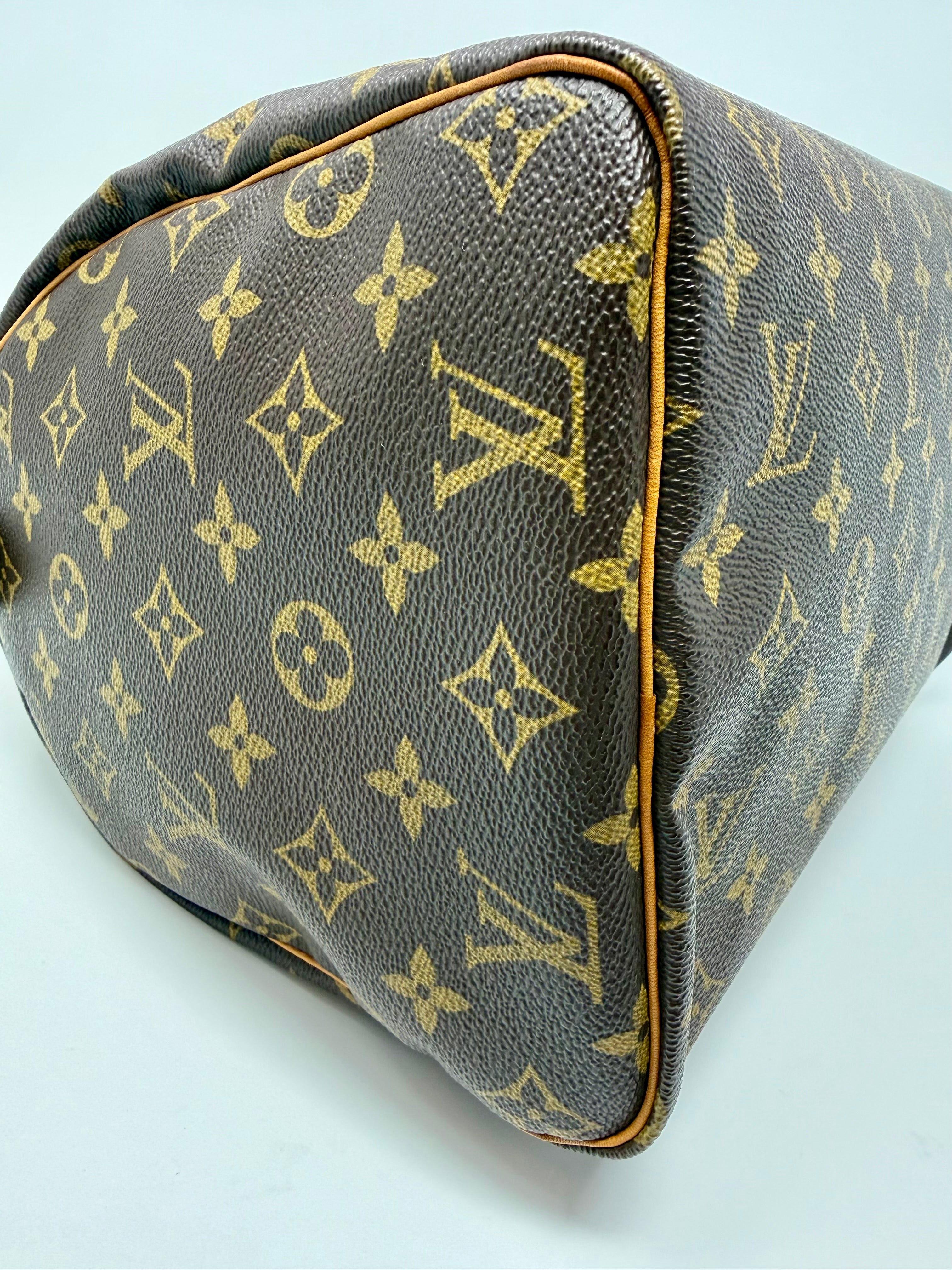 Louis Vuitton Speedy 30 Monogram Canvas – Vintage (September 1999, Date Code SP0929)