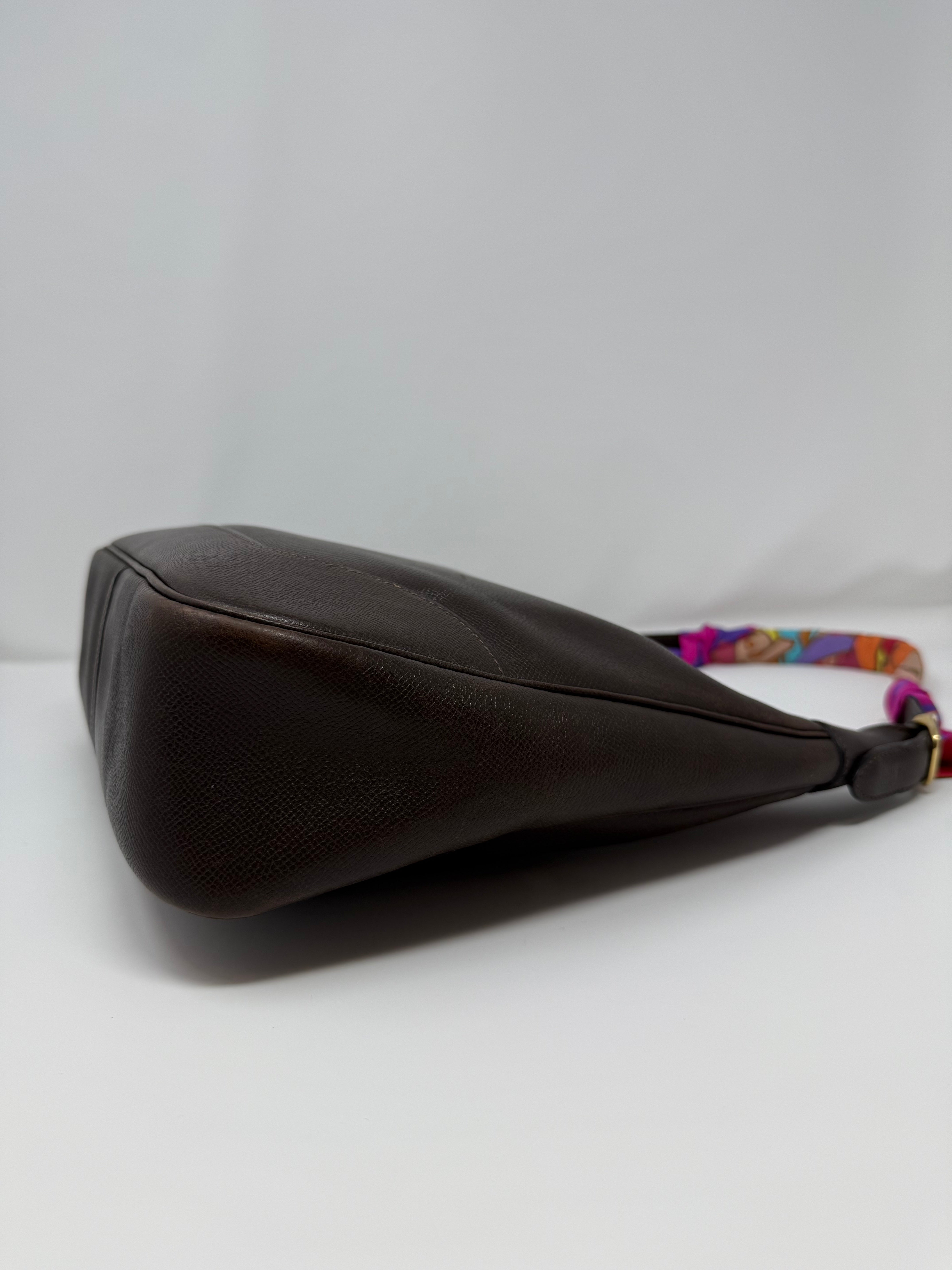 Hermès Trim 31 Shoulder Bag, Brown Leather w/ Hermes Twilly