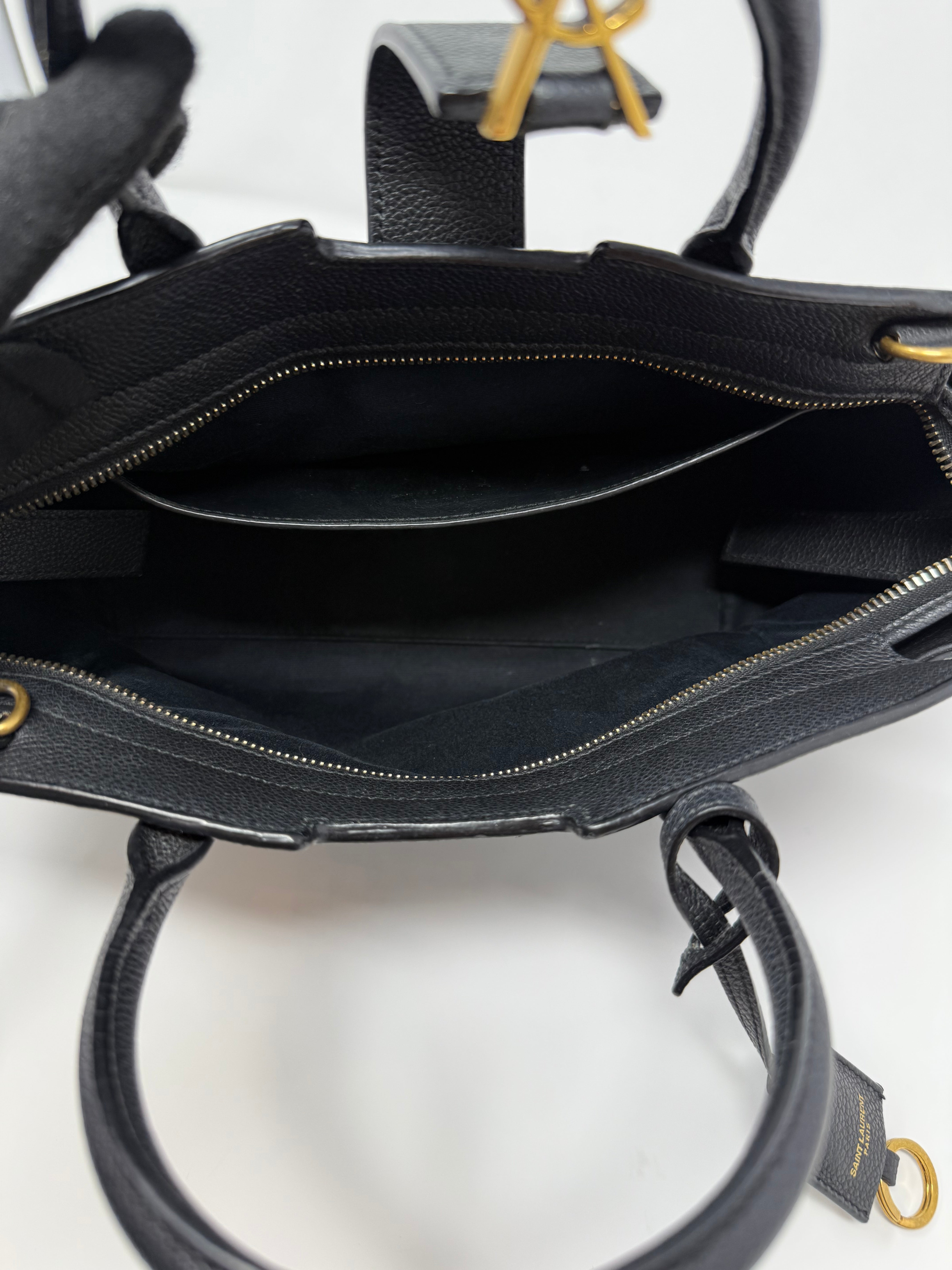 Saint Laurent (YSL) Downtown Cabas – black grained leather, Baby Size