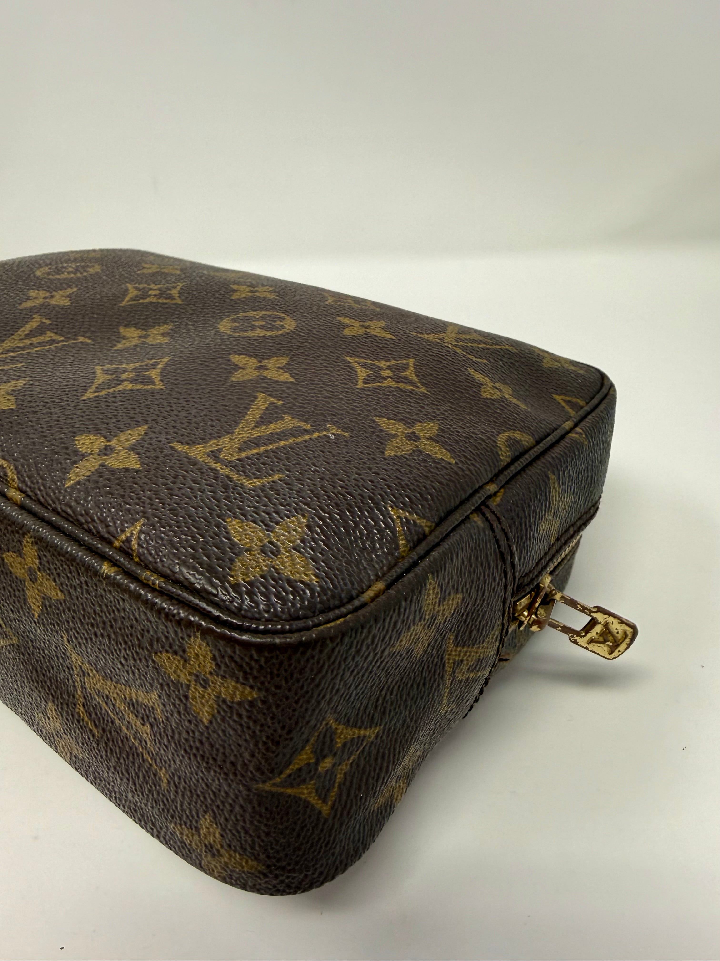 Louis Vuitton Vintage Trousse Toilette 23 Monogram (881 TH)